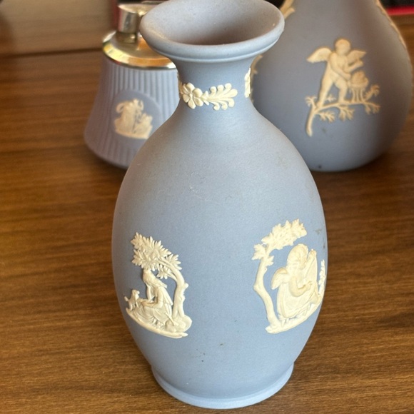 Wedgwood Light Blue Jasperware-Style Bud Vase - Picture 2 of 4